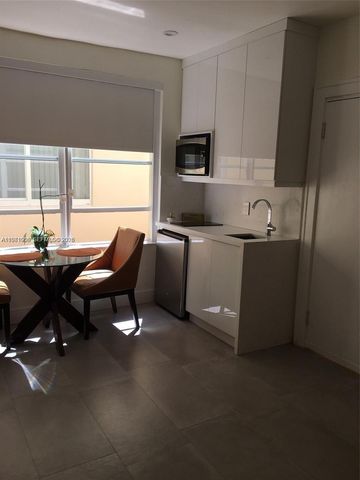 119 Menores Ave 8A, Coral Gables, FL 33134