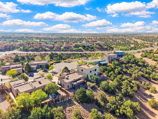 6821 Sunset Circle, Santa Fe, NM 87507
