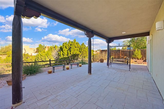 6821 Sunset Circle, Santa Fe, NM 87507
