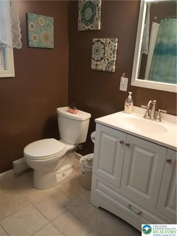 6427 Tupelo Road, Upper Macungie Twp, PA 18104