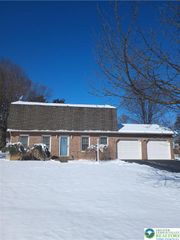 6427 Tupelo Road, Upper Macungie Twp, PA 18104