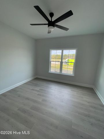 2753 Whitaker Glen Drive, Farmville, NC 27828