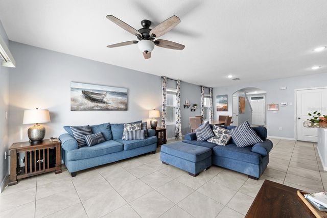 10532 PENNY GALE LOOP, San Antonio, FL 33576