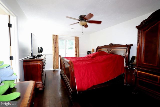 214-B WASHINGTON AVE, La Plata, MD 20646