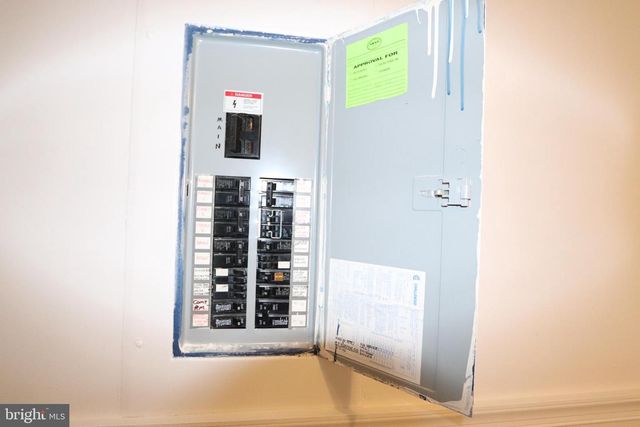 214-B WASHINGTON AVE, La Plata, MD 20646