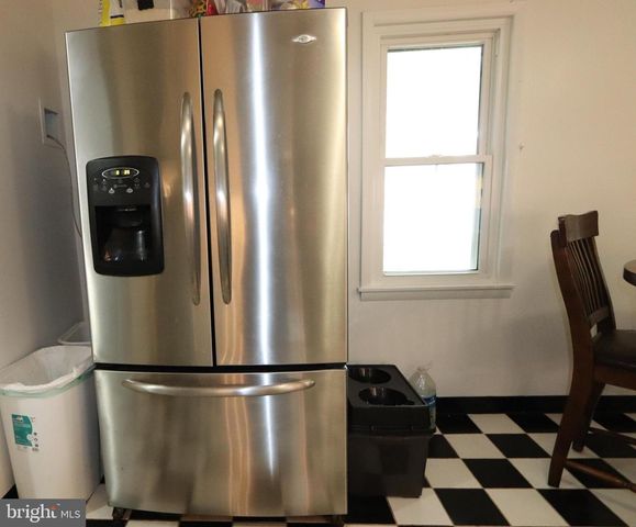 214-B WASHINGTON AVE, La Plata, MD 20646