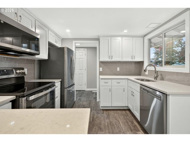12525 Sw PRINCE EDWARD Ct, Portland, OR 97224