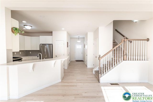 164 Maureen Lane, Upper Macungie Twp, PA 18104