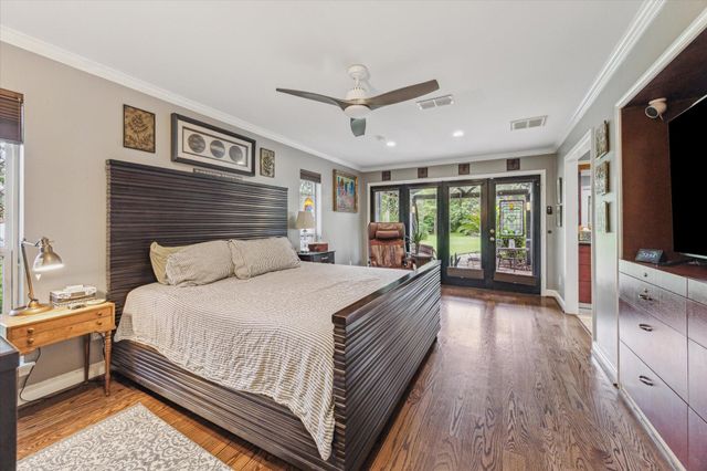 9006 Bonhomme Road, Houston, TX 77074