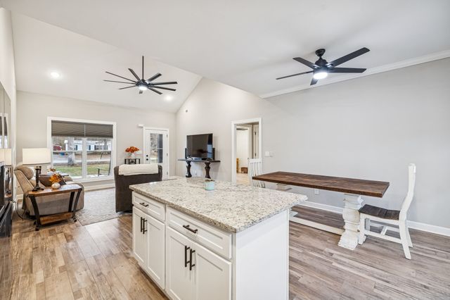 101 Forrestwood Dr, Manchester, TN 37355