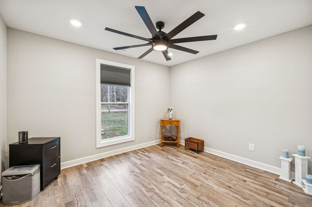 101 Forrestwood Dr, Manchester, TN 37355