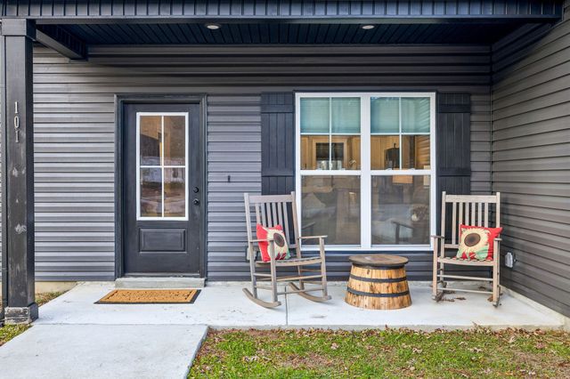 101 Forrestwood Dr, Manchester, TN 37355