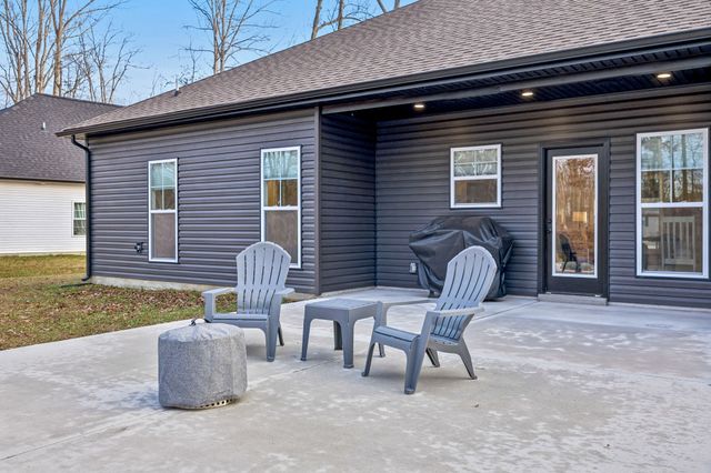 101 Forrestwood Dr, Manchester, TN 37355