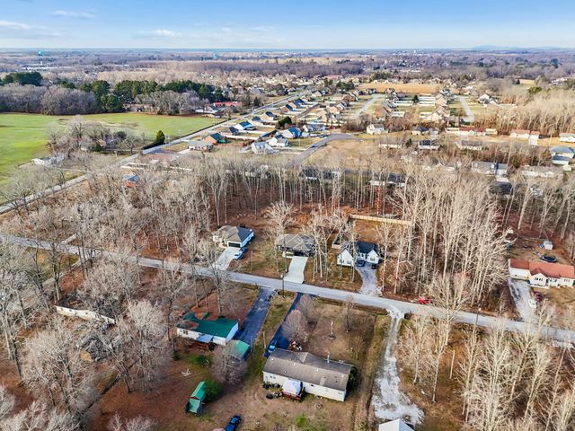 101 Forrestwood Dr, Manchester, TN 37355