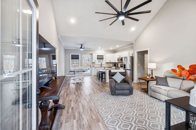 101 Forrestwood Dr, Manchester, TN 37355