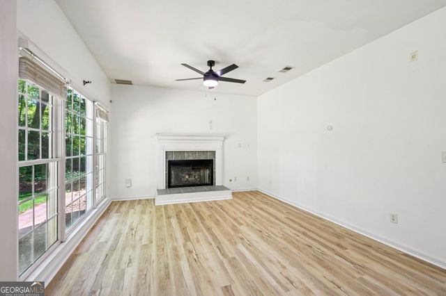 15 Briarleigh Way, Newnan, GA 30265