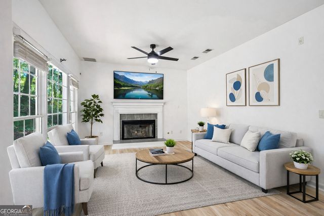 15 Briarleigh Way, Newnan, GA 30265