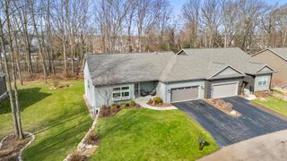 9456 Sassafras Trail, Portage City, MI 49002