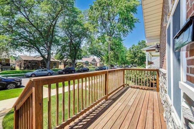 5921 N Navarre Avenue, Chicago, IL 60631