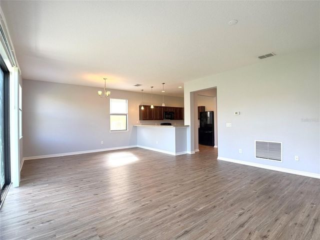 1282 CLOVE DR, Poinciana, FL 34759