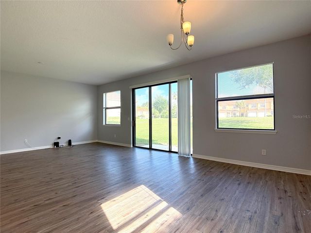 1282 CLOVE DR, Poinciana, FL 34759