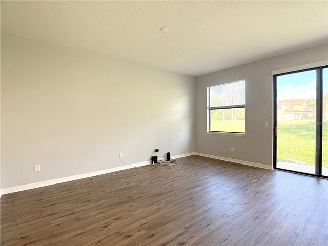 1282 CLOVE DR, Poinciana, FL 34759