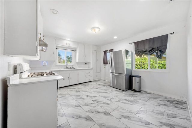 3176 Callecita St, Sacramento, CA 95815