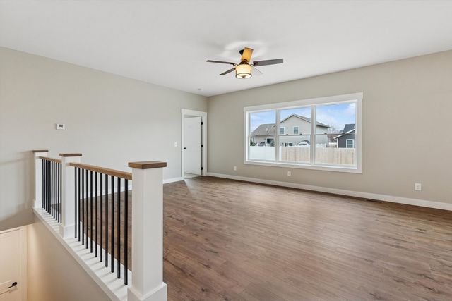 4618 W 12th Street, Davenport, IA 52804