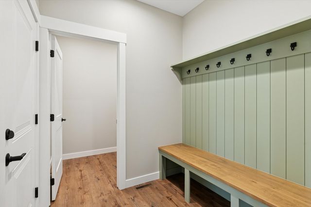 4618 W 12th Street, Davenport, IA 52804