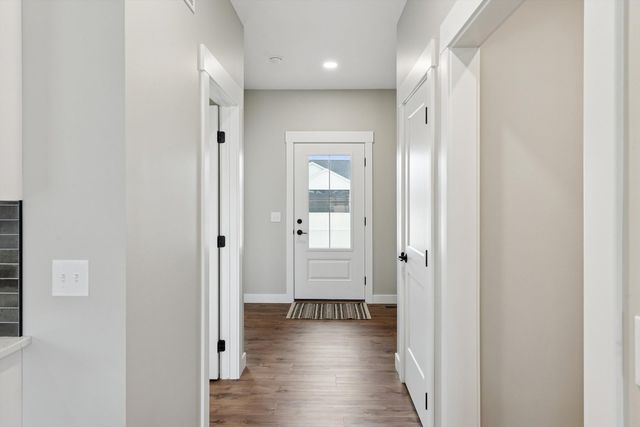 4618 W 12th Street, Davenport, IA 52804