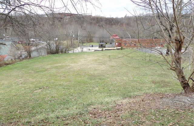 477 Main Street, West Liberty, KY 41472