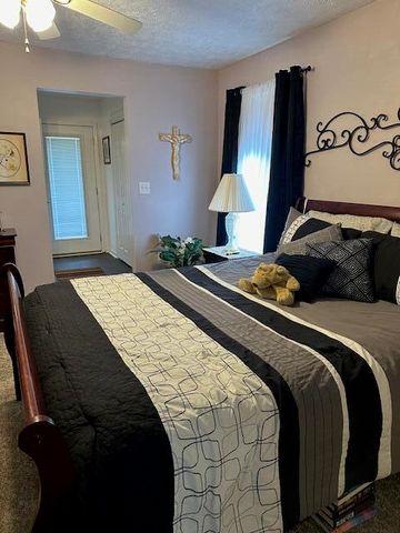 477 Main Street, West Liberty, KY 41472