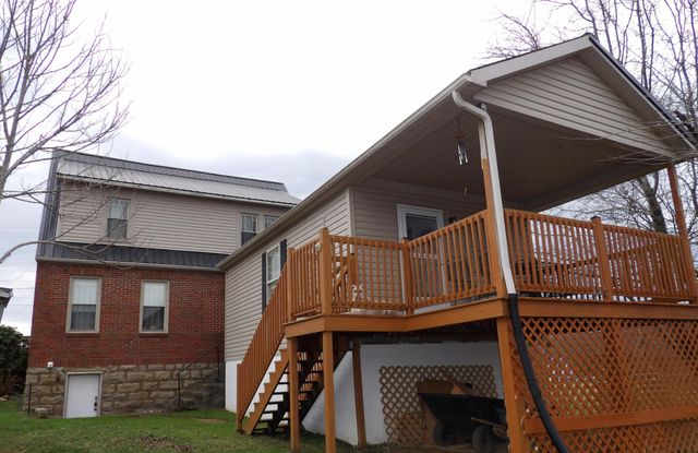 477 Main Street, West Liberty, KY 41472