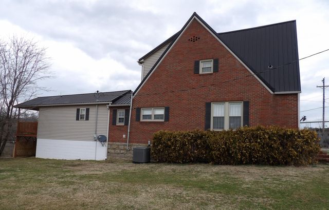 477 Main Street, West Liberty, KY 41472