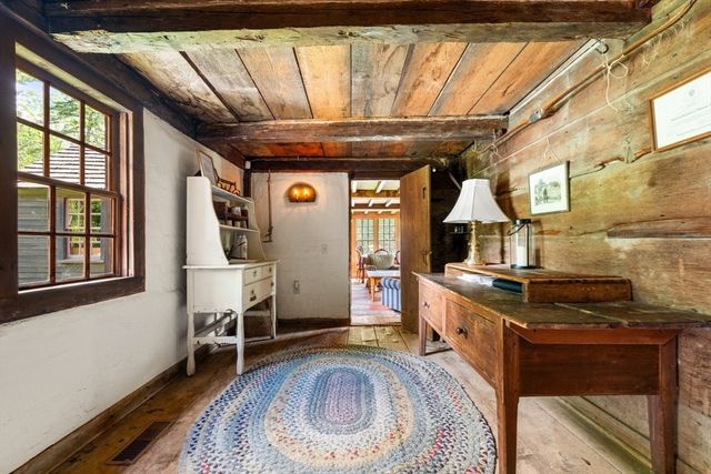 11 Lincoln St, Gloucester, MA 01930
