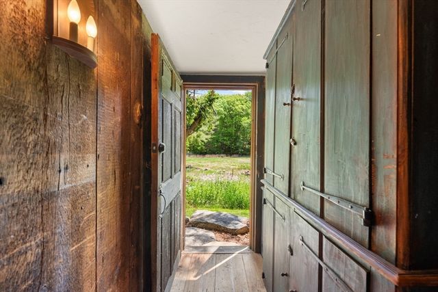 11 Lincoln St, Gloucester, MA 01930