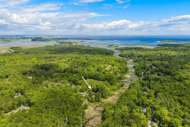 11 Lincoln St, Gloucester, MA 01930