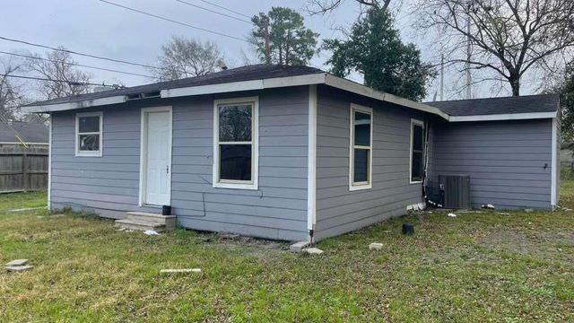 9110 Heatherside Street, Houston, TX 77016