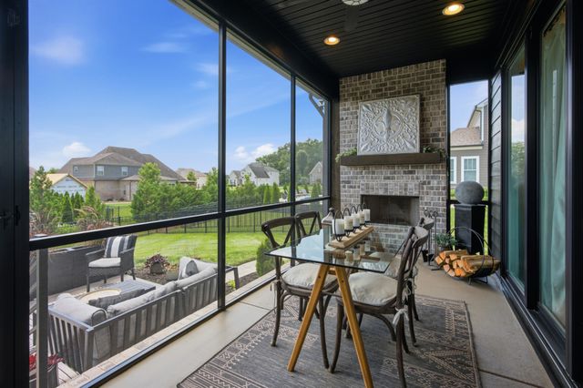146 Seclusion Ct, Murfreesboro, TN 37129