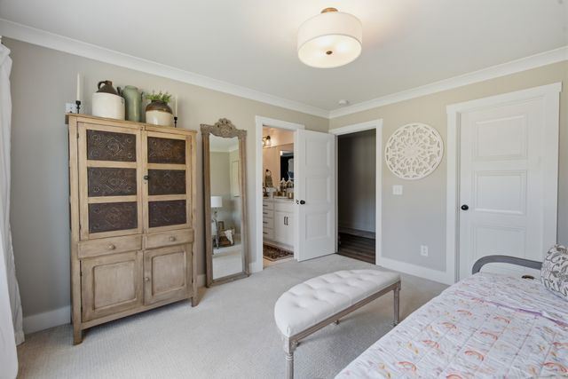 146 Seclusion Ct, Murfreesboro, TN 37129