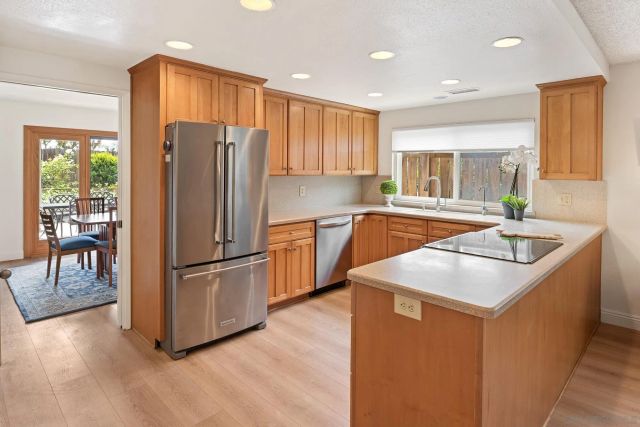 6107 Lourdes Terrace, San Diego, CA 92120