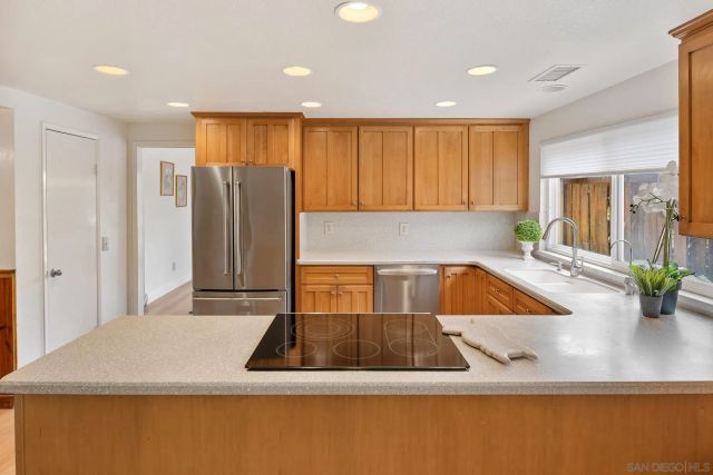 6107 Lourdes Terrace, San Diego, CA 92120