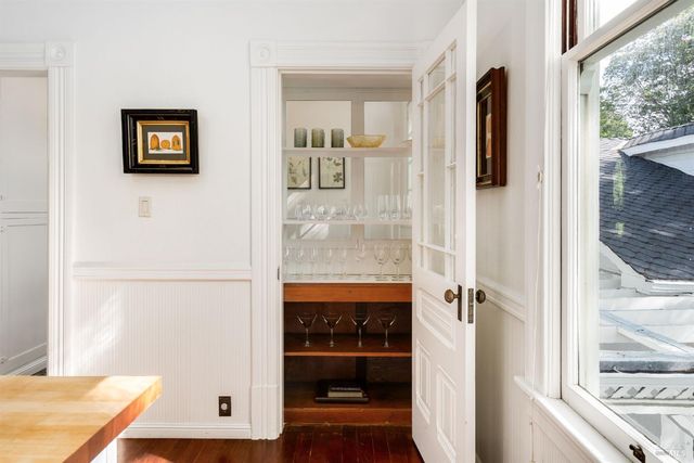 2230 1st St, Napa, CA 94559