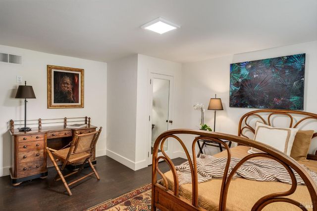 2230 1st St, Napa, CA 94559