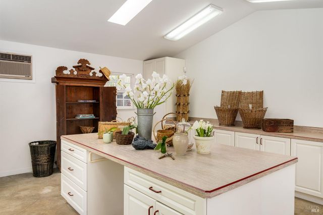 2230 1st St, Napa, CA 94559