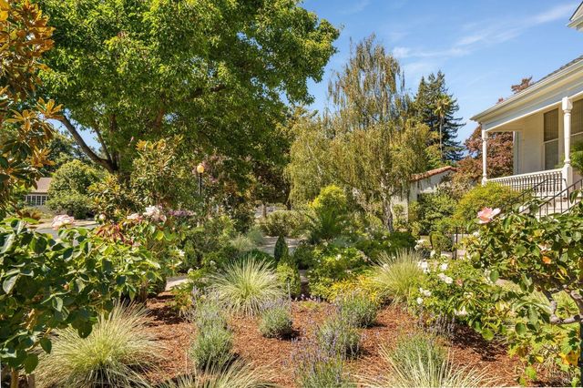 2230 1st St, Napa, CA 94559