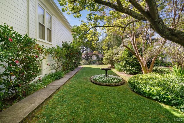 2230 1st St, Napa, CA 94559