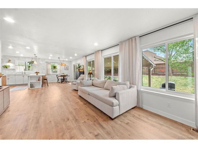 9445 Sand Hill Pl, Highlands Ranch, CO 80126