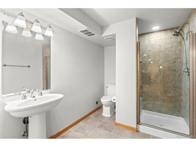 9445 Sand Hill Pl, Highlands Ranch, CO 80126