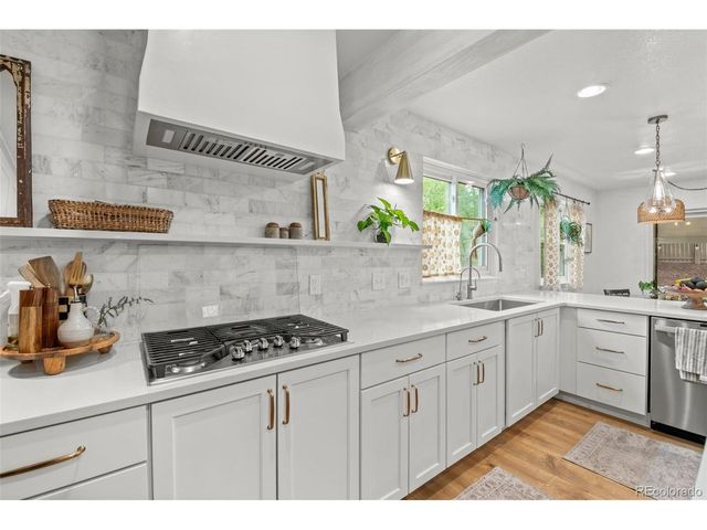 9445 Sand Hill Pl, Highlands Ranch, CO 80126